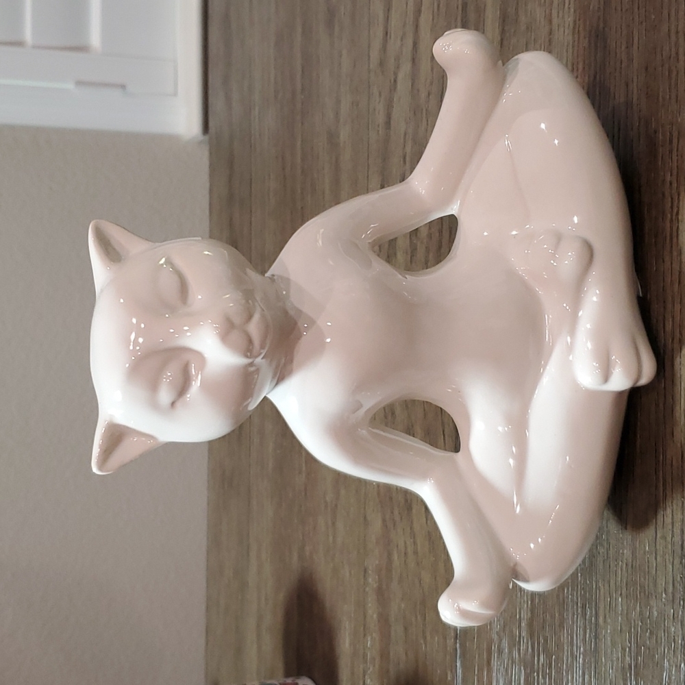 Sagebrook Home Ceramic Yoga Cat Decorative Figurine